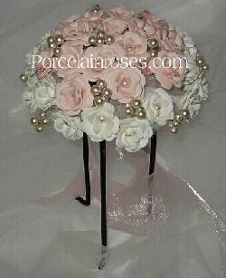 Round Bouquet Stand