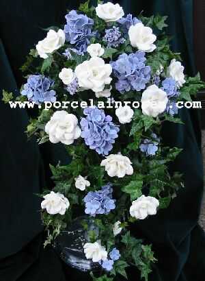 hydrangea mix wedding bouquet
