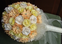 Peach, Yellow and White Wedding Flowers #580 with Daisies and Roses